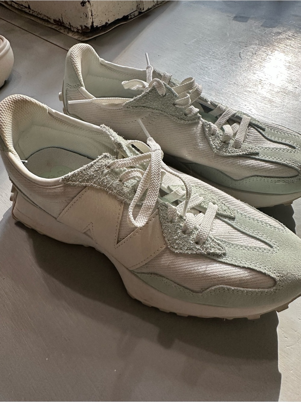 Women’s New Balance 327 Lightweight Casual Sneakers in Light Mint